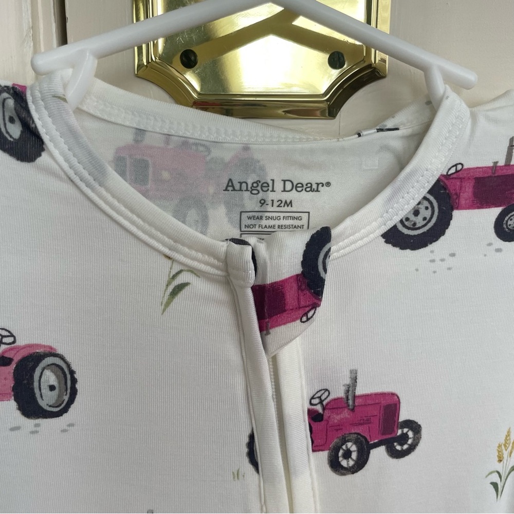 SOLD!!! NWT Angel Dear Bamboo Pink Tractor Farm Print Ruffle Footie Pajama 9-12M - Picture 2 of 4